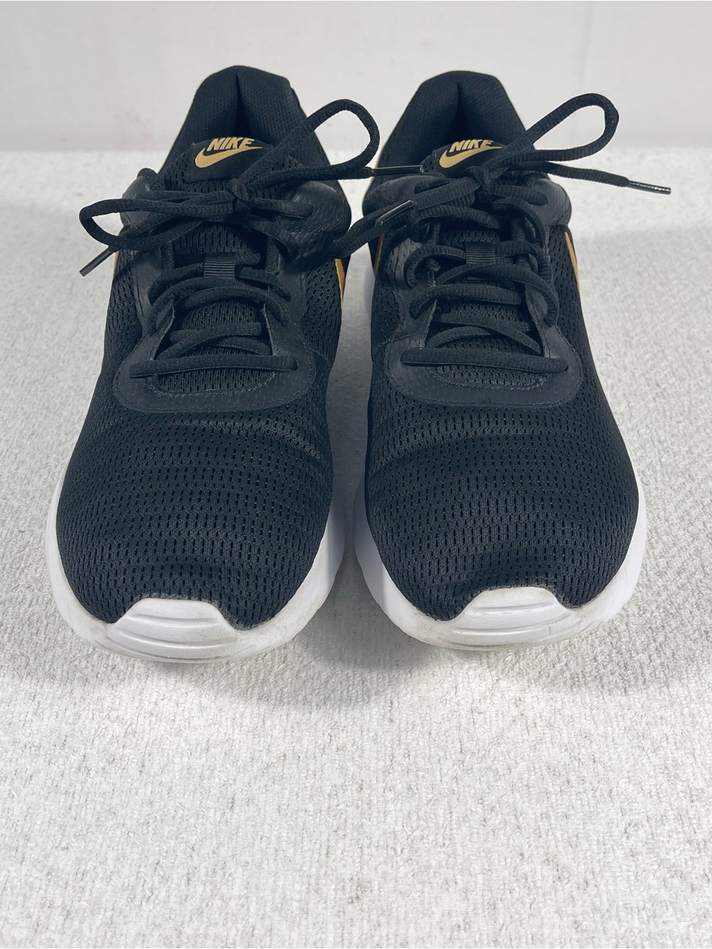 Nike Mens Running Shoes Black /Gold Sneakers Size 14. SKU#0682